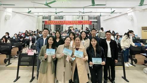 说明: C:\Users\lenovo\AppData\Local\Temp\WeChat Files\eb48636b6161ec293576040592b9d3e.jpg